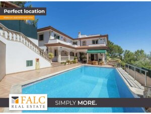 Villa mit Meerblick, Pool und viel Privatsphäre in Cas Català